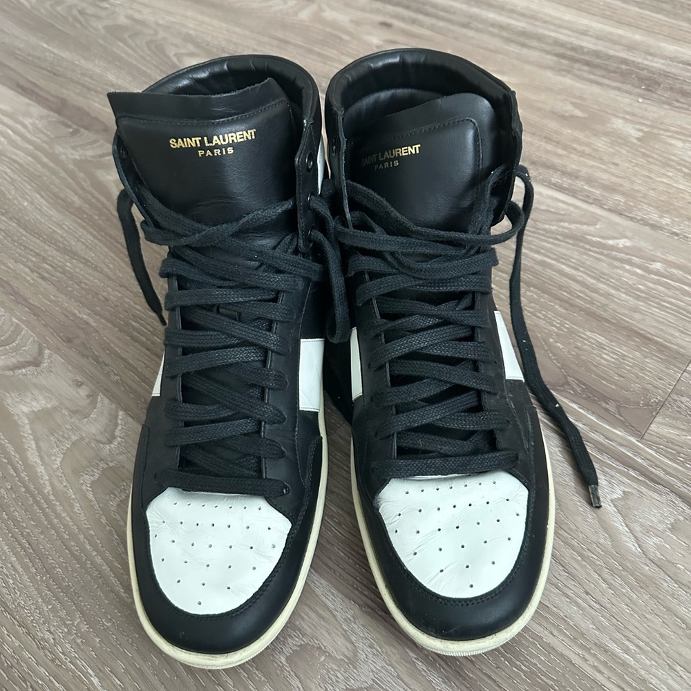 Saint Laurent Black and White SL/10H High-Top Sneakers 43.5 Men
